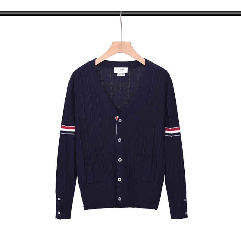 TB BROWIN Cardigan v kórejskom štýle so žakardovým vzorom a pruhovaným dizajnom, V-krk, dlhé rukávy, vlna 30–35%, stredná dĺžka