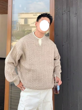 Muški pleteni džemper s V-izrezom, široka silueta, žakardni uzorak, mješavina pamuka i poliester, korejski stil, model 7702