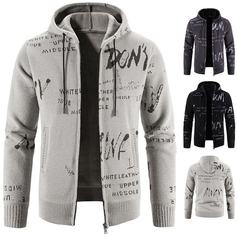 Muška pletena jakna s kapuljom, print, fleece podstava, slobodan kroj, dugi rukavi