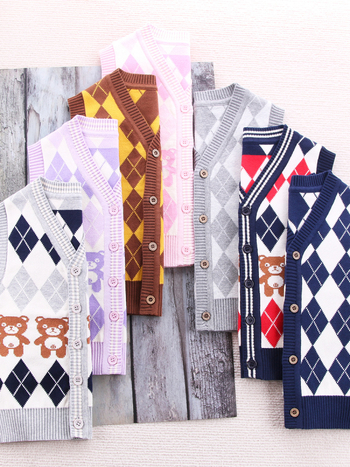 Детска жилетка в училищен стил, унисекс, плетена, V-образно деколте, с едно копче, памук 67,4%