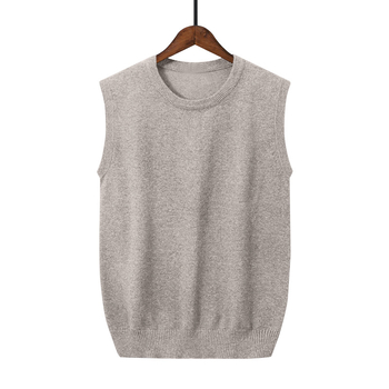 Meeste varrukateta kootud vest standing-kaelusega – kitsas lõige, ribane alumi, 95% viskoos, sügis-talveks