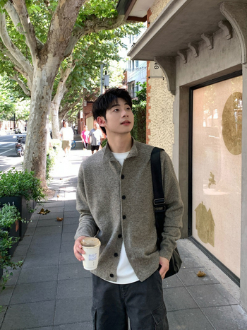 Κορεατικού στυλ γιλέκο- cardigan με κουμπιά, μισουψηλός γιακάς, παχύ πλεκτό, 100% πολυεστέρα, ύφασμα Hundred Flower Velvet, άνετη γραμμή, Χειμώνας 2025