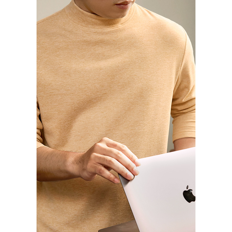 Pánske tričko s dlhým rukávom a vysokým golierom, flísová podšívka; zmes polyesteru s elastanom a mulberry hodvábom