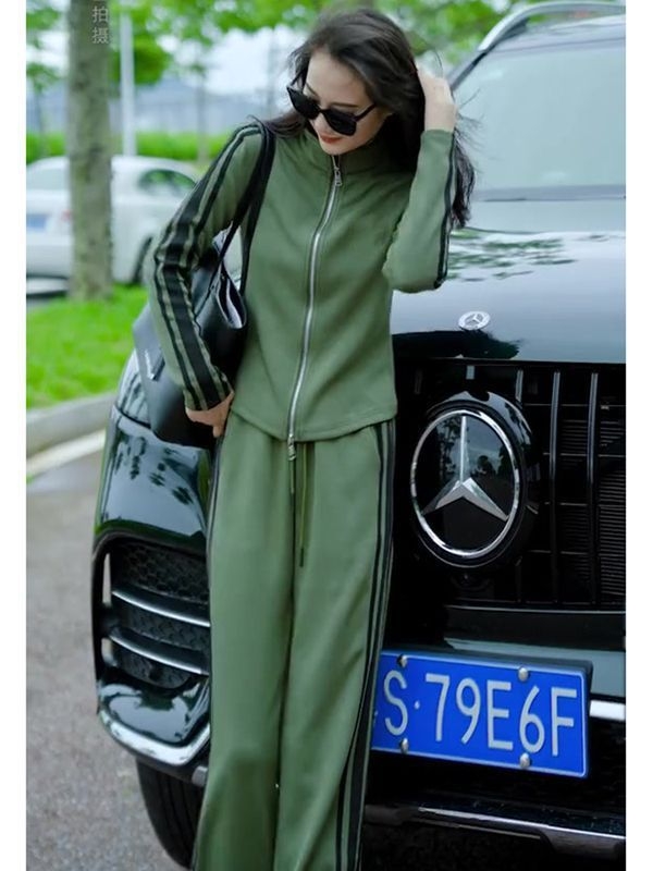 Ženski dvodijelni set: otvoreni kardigan s dugim rukavima i sweatshirt, PVC materijal, model 8196#, jesen 2025