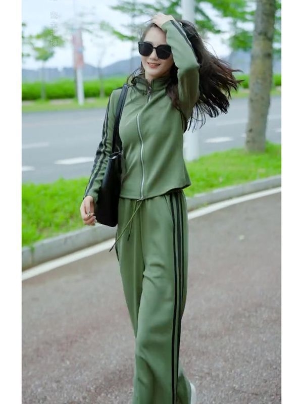 Ženski dvodijelni set: otvoreni kardigan s dugim rukavima i sweatshirt, PVC materijal, model 8196#, jesen 2025