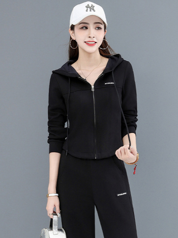 Jeseň 2024 Dvojdielny Casual nohavicový kostým, top s kapucňou a dlhými rukávmi, textový vzor, polyesterovo-bavlnená zmes