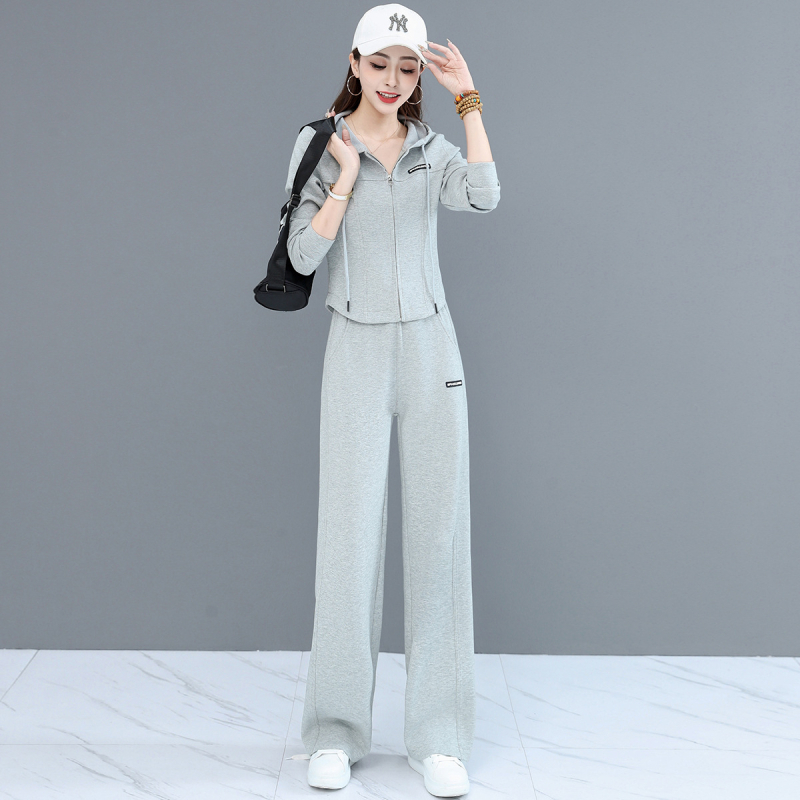 Jeseň 2024 Dvojdielny Casual nohavicový kostým, top s kapucňou a dlhými rukávmi, textový vzor, polyesterovo-bavlnená zmes