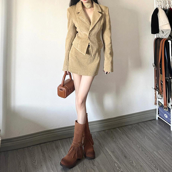 Двукомпонентен костюм в западен стил с акцент върху талията: сако с дълги ръкави и къса пола, есен 2025, полиестер, 3D шарка