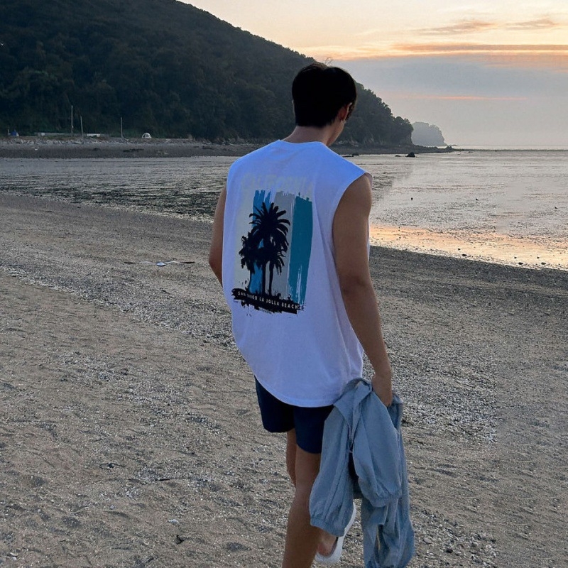 Muška bezrukavna majica od pamuka, 100% pamuk, opuštenog kroja, okrugli izrez, tisk s slovima