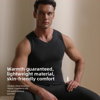 Pánska termálna vesta s V-krkom, fleece podšívka, pletené tkanivo, stredná dĺžka, polyester-spandex (90–95% polyesteru)