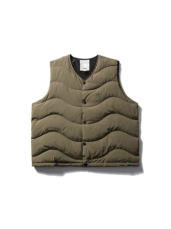 Nylonová vesta s výplňou z bieleho kačacieho pádu, podiel peria 86–90%, japonský retro štýl