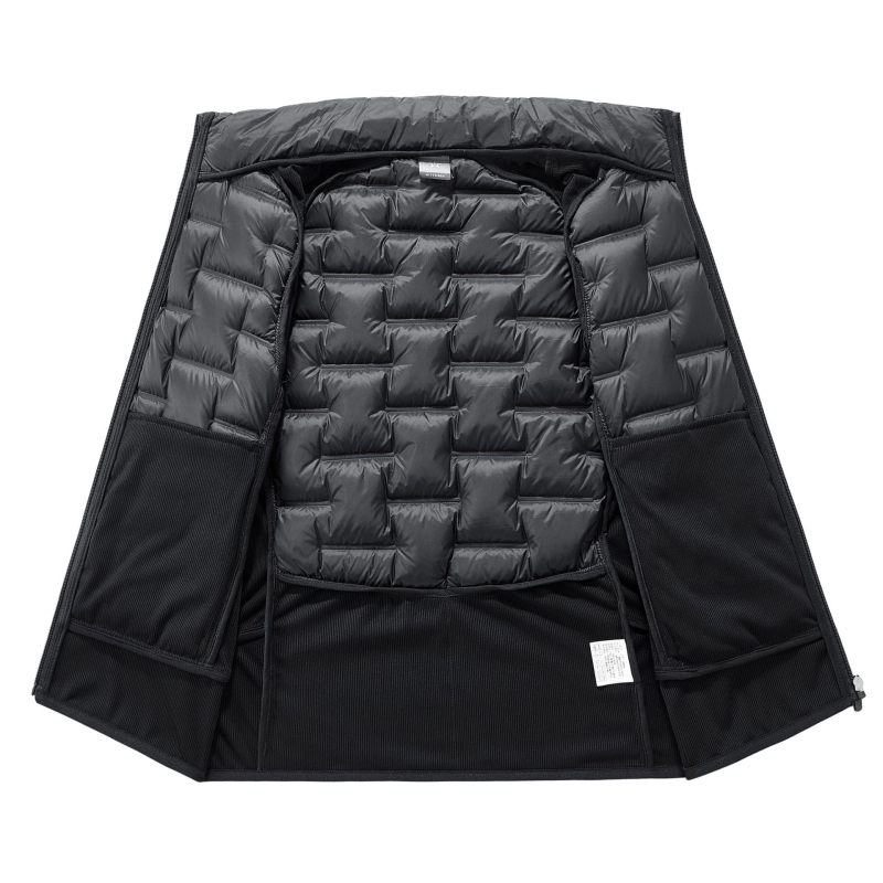 Mužská športová vesta z peria so stojacim golom – 86–90% perja, výplň <100 g, výplň: biele kačacie perie, hlavný materiál: nylon