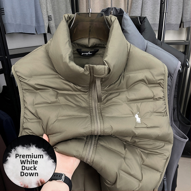 Vesta s perovou výplňou, stojací golier, predný zips, kapsy na zips, zimné nosenie