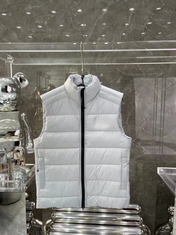 Пухено яке с пух от патица, пълнеж 600, съдържание на пух 91–95%, подходящо за лек студ (-5 до 0°C)