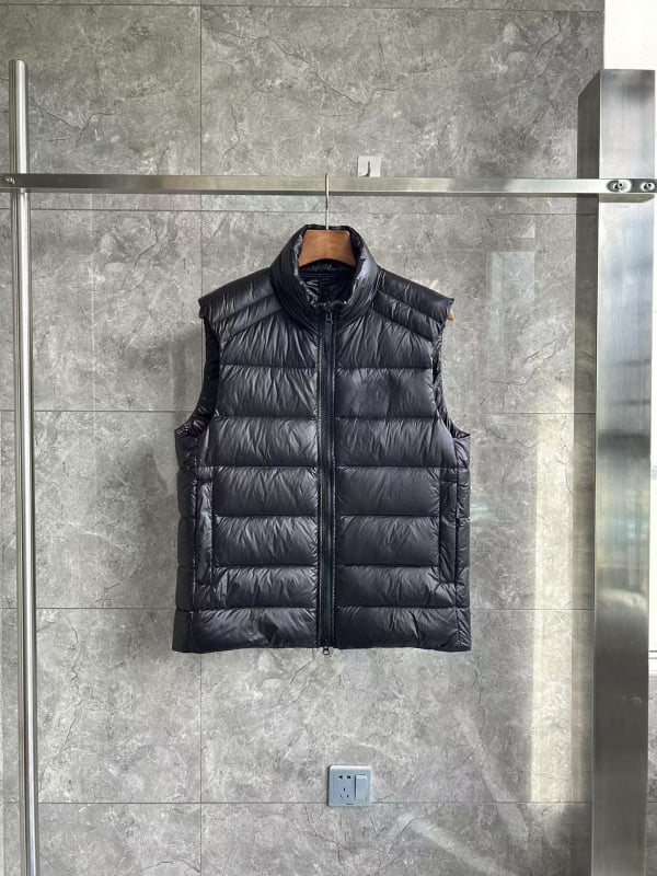 Пухено яке с пух от патица, пълнеж 600, съдържание на пух 91–95%, подходящо за лек студ (-5 до 0°C)