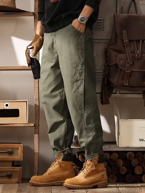 Munkaruházati casual nadrág férfiaknak, lazán szabott, hosszú, gombos zárás, poliészter keverék patchwork részletekkel