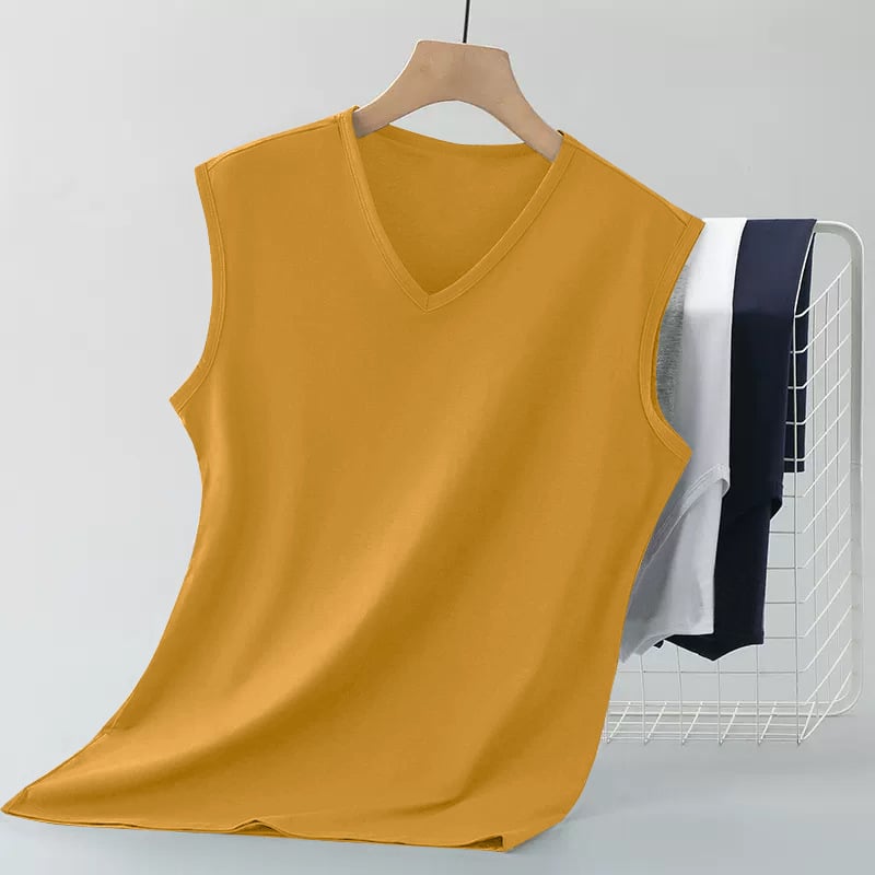 Priliehavé pánske tielko bez rukávov z 100% bavlny, tenký materiál, rovný lem