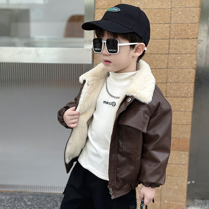 Detská PU kožená bunda – fleecovou podšívkou, kórejský štýl, štvorcový golier, zapínanie na gombíky, od 8 rokov