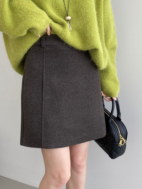Korejski stil, retro minimalistička kratka suknja s visokim strukom, A-linija, od materijala sličnog vuni; poliester 50–70%, akril ispod 30%