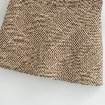 Kratka suknja s visokim strukom i A-linijom, uzorak blokova, mješavina poliestera i spandexa, dizajn kolage