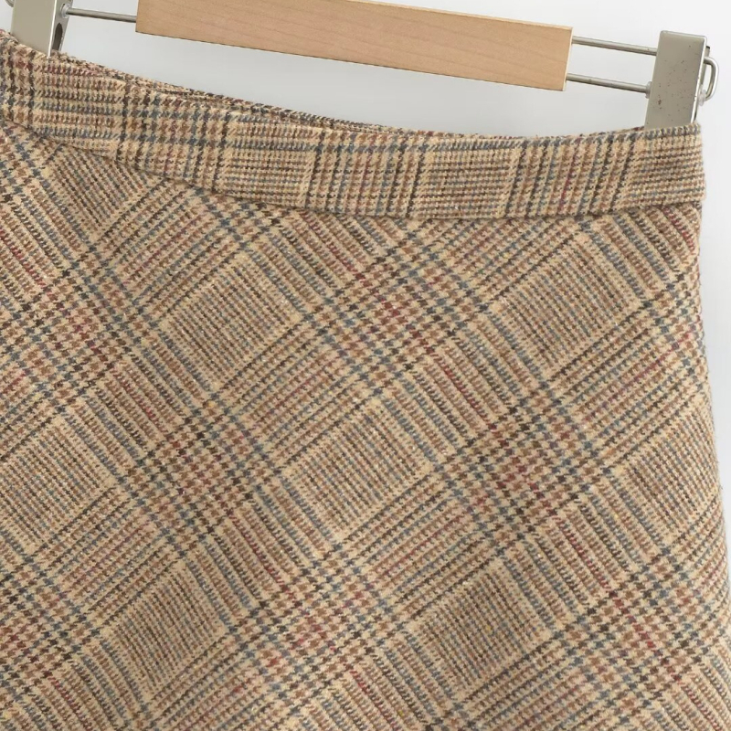 Kratka suknja s visokim strukom i A-linijom, uzorak blokova, mješavina poliestera i spandexa, dizajn kolage