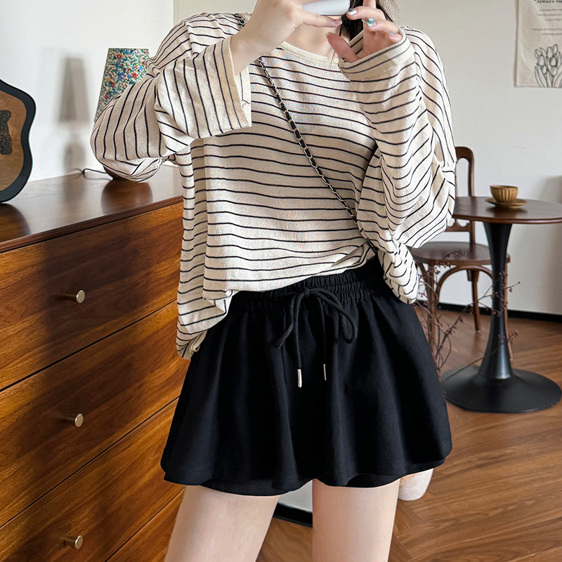 Ženska plisirana skort s šortkama, ljetni casual stil, pamuk-poliester mješavina 80–90% pamuka, <30% poliester, mikroelastičnost