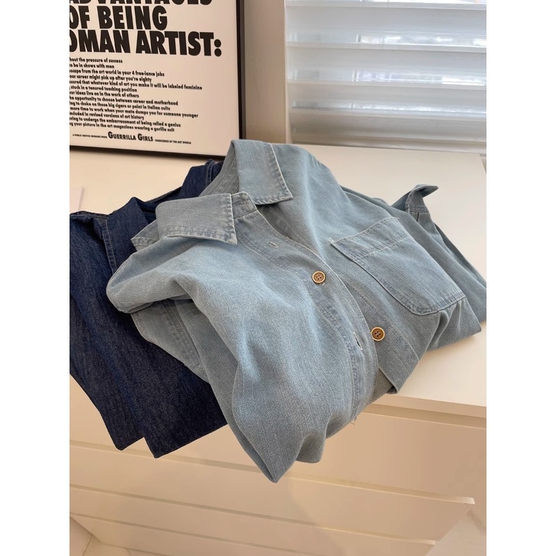 Ženska džins košulja s dugim rukavima, rever ovratnik, standardni kroj, duljina 50-65 cm, denim tkanina s 70-80% poliester