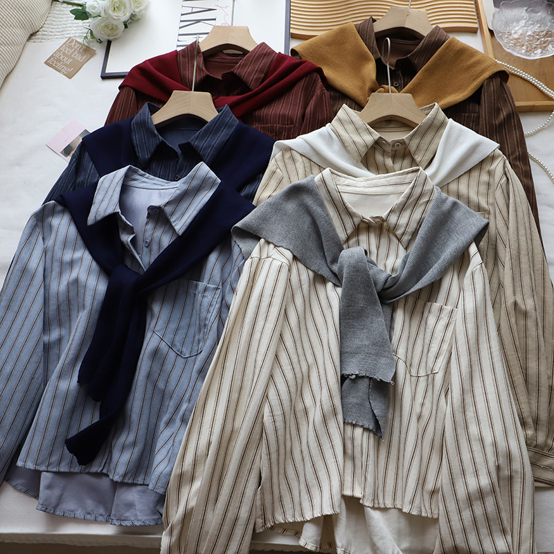 Bizheng 4867 Двукомпонентен комплект: риза с дълъг ръкав в райета и пончо, памучно-полиестерова смес