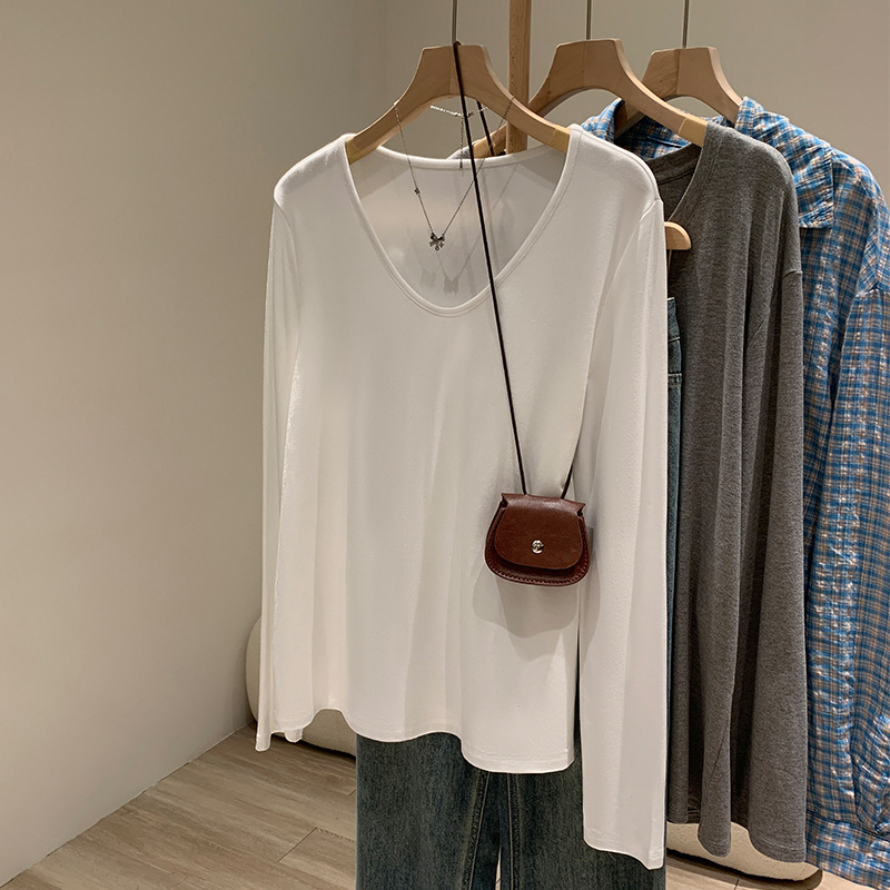 Γυναικείο T-shirt με V-λαιμό, μακριά μανίκια, σε χαλαρή γραμμή, βασικό εσωτερικό τοπ