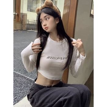 Слим-фит полиестер тениска с кръгла яка, дълги ръкави, принт