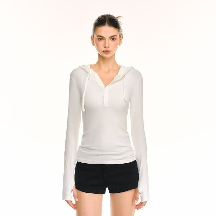 Тениска с дълги ръкави, памук, геометричен принт, V-образно деколте с копчета, тесен силует