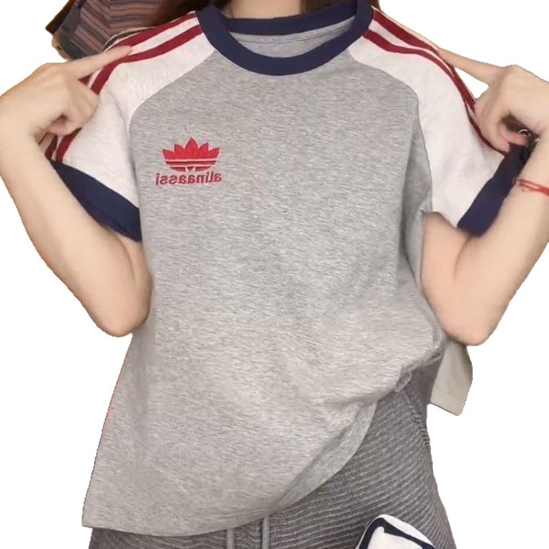 Тениска с бродерия, къс ръкав, кръгло деколте, свободен силует, полиестер, лято 2025