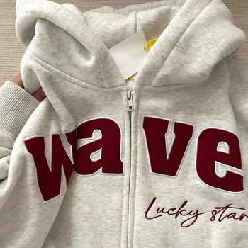 Ženski hoodie s kapuljom od flisa, američki vintage stil, širok oversize kroj, poliester tkanina, tisak slova, srednja duljina
