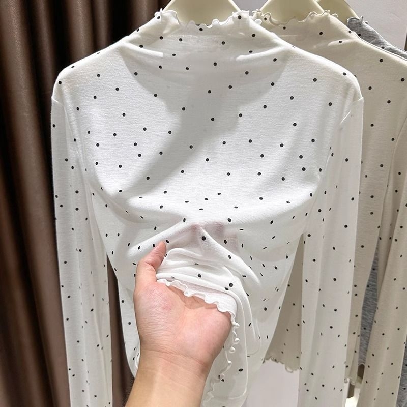 Oversize majica s polu visokim ovratnikom, vezenje, viskoza (Flat Cloth), proljeće 2025