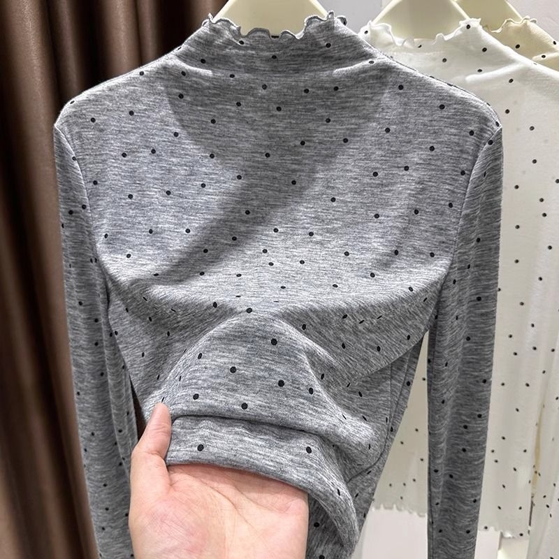 Oversize majica s polu visokim ovratnikom, vezenje, viskoza (Flat Cloth), proljeće 2025