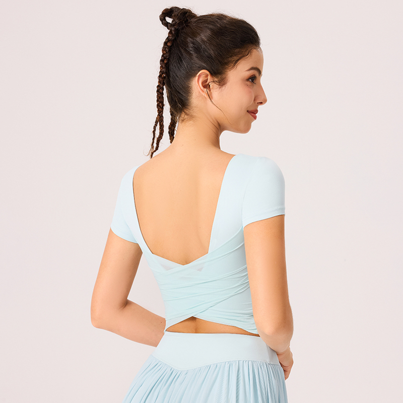 Dámske jóga tielko s sieťovým chrbtom, zoštíhľujúci vzhľad, s integrovanými košíčkami, krátke rukávy, úzky strih, nylon/elastán 81%/19%