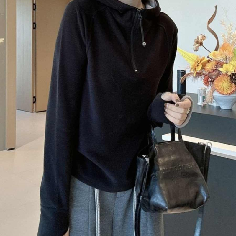 Hanorac din velur cu glugă pentru femei – mâneci lungi, croială lejeră, design colaj/splicing