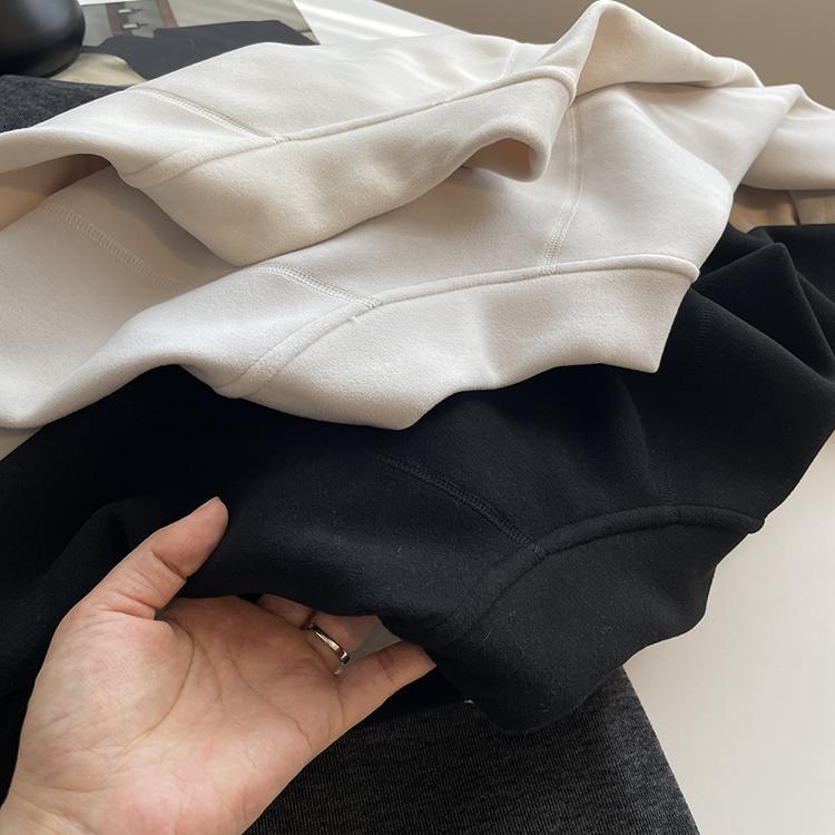 Ženska mikina od poliestera s geometrijskim uzorkom, slim-fit, polo ovratnik i zip