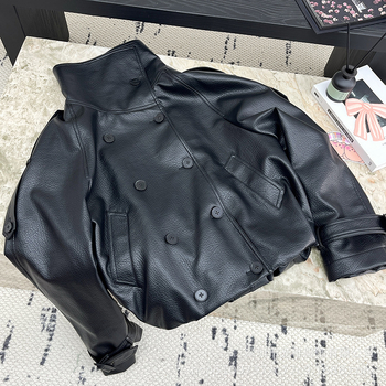 PU kožená bunda s dvojradovým zapínaním na gombíky, stojací golier, normálna dĺžka, dlhé rukávy