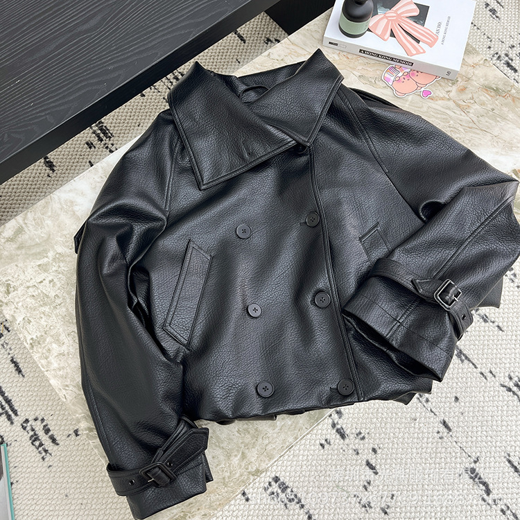 PU kožená bunda s dvojradovým zapínaním na gombíky, stojací golier, normálna dĺžka, dlhé rukávy