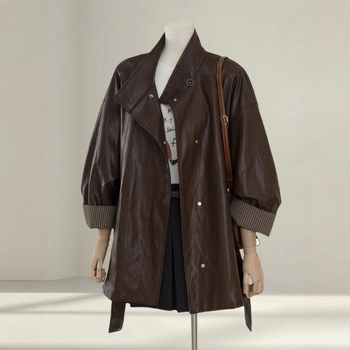 Kožená bunda / kabát z umelej kože, voľný strih, stojatý golier, zapínanie na patentky, stredná dĺžka, jeseň 2025
