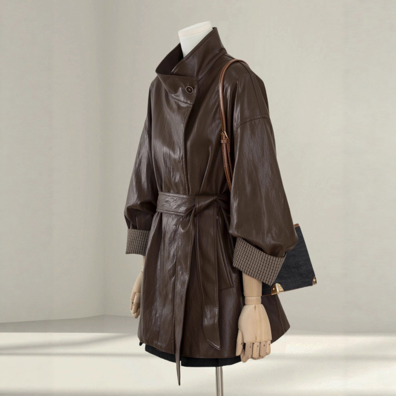 Kožená bunda / kabát z umelej kože, voľný strih, stojatý golier, zapínanie na patentky, stredná dĺžka, jeseň 2025