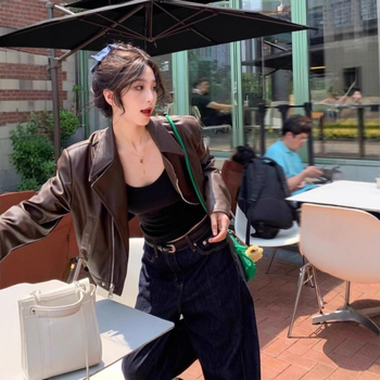 Dámska kožená biker bunda z umelej kože, dlhé rukávy, baseball golier, dlhý strih, bežný strih