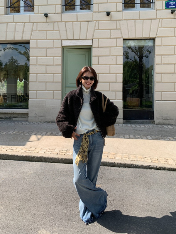 Кожено палто със стояща яка, вълна и изкуствена кожа, дълги ръкави, еднобортно палто с множество копчета отпред