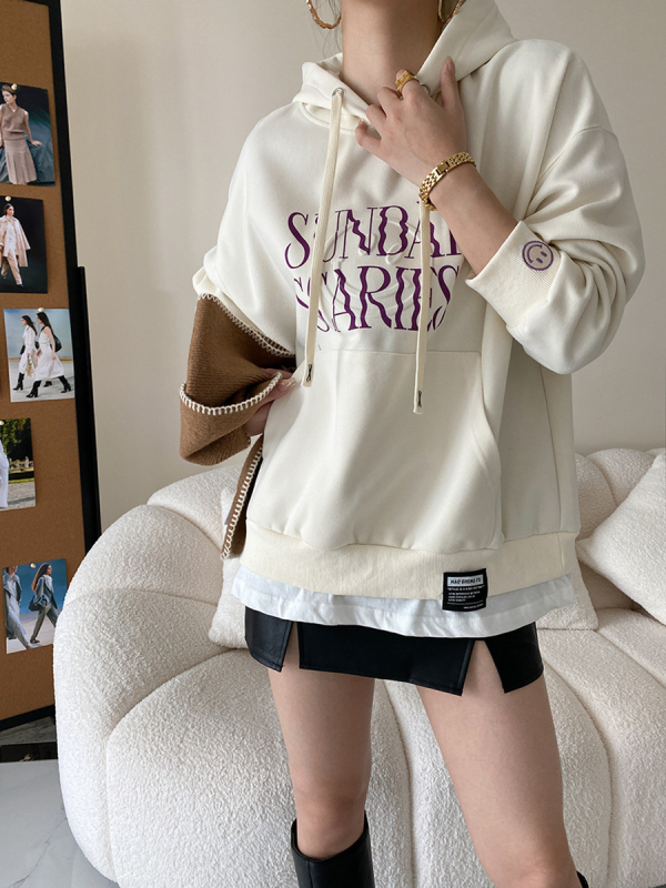 Duks s kapuljačom s dizajnom riječi, široki kroj, balon rukavi, pamuk-poliester smešavina