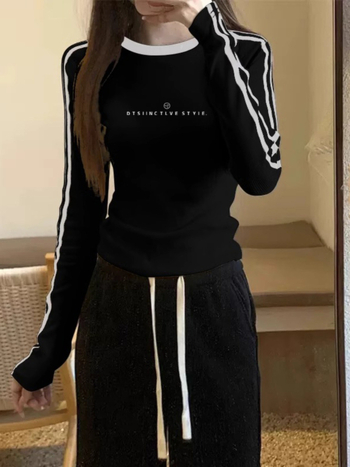 Ženska pamuk majica s dugim rukavima, okrugli izrez, print s anime tekstom, šivani detalji, slim fit, jesen 2025