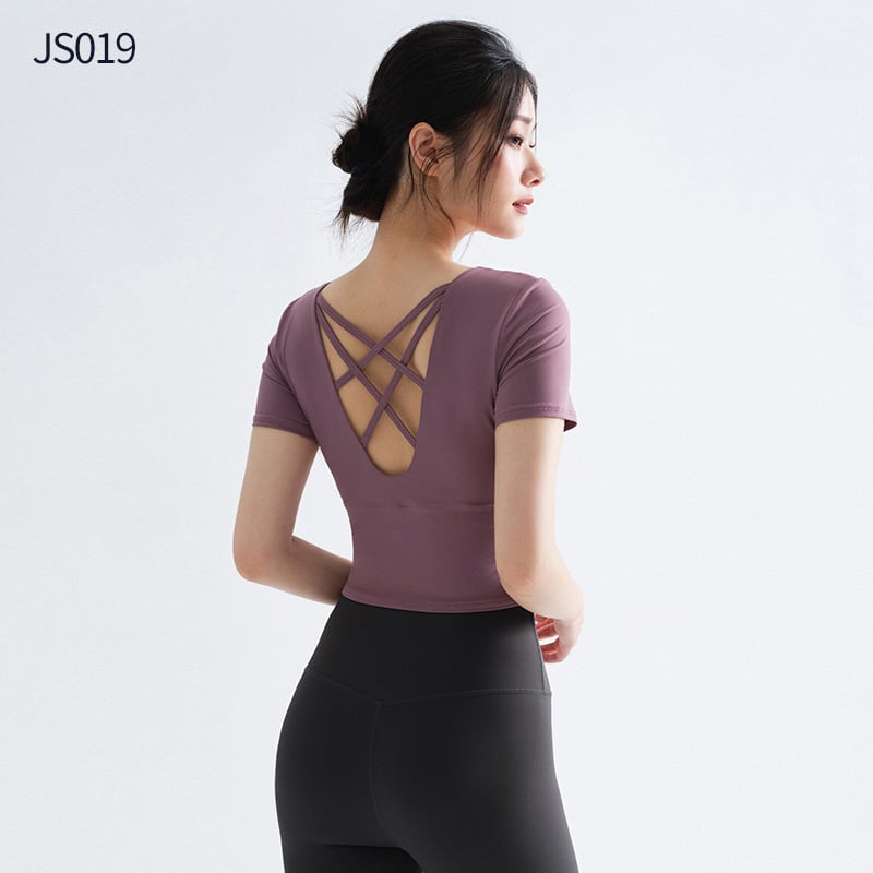 Ženski ljetni sportski T-shirt, tanak, U izrez, kratki rukavi, tijesan kroj, 93,3% poliester / 6,7% elastan, s umetkom za prsa