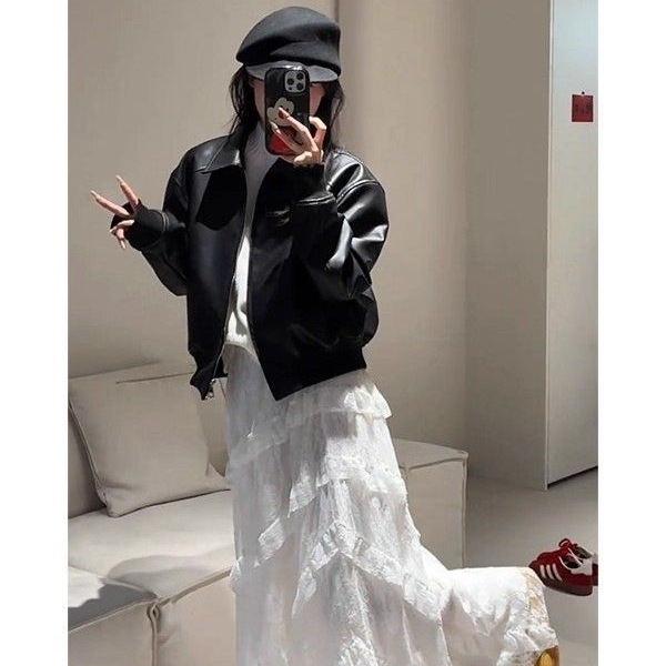 Moteriška dirbtinės odos striukė, užtrauktukas, kvadratinė apykaklė, ilgos rankovės, spandekso mišinys