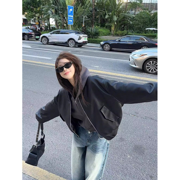 Ženska PU kožna jakna, gradski stil, dugi lepršavi rukavi, ovratnik baseball s zatvaračem, duljina 50–65 cm