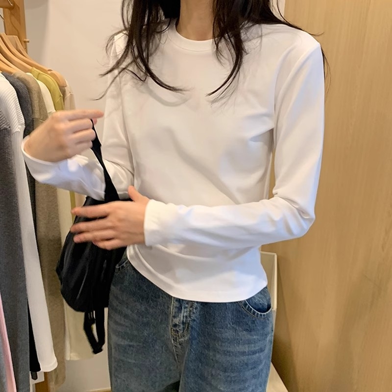 Ženski pamučni T-shirt s dugim rukavima, bez nabora, regular kroj, okrugli izrez, jednobojan, srednja duljina, jesen 2025, japansko-korejski casual stil, američki retro stil